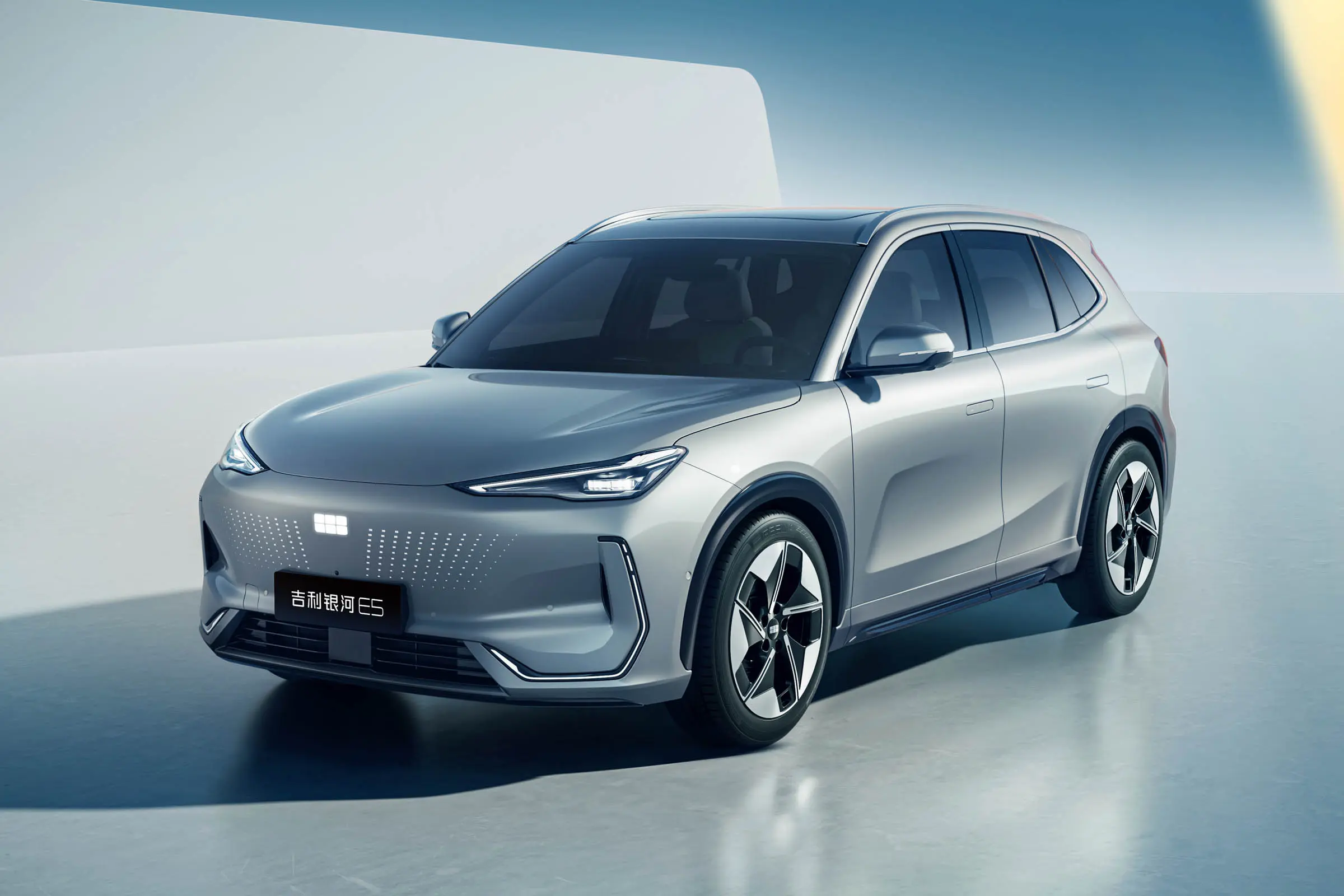 Geely E5